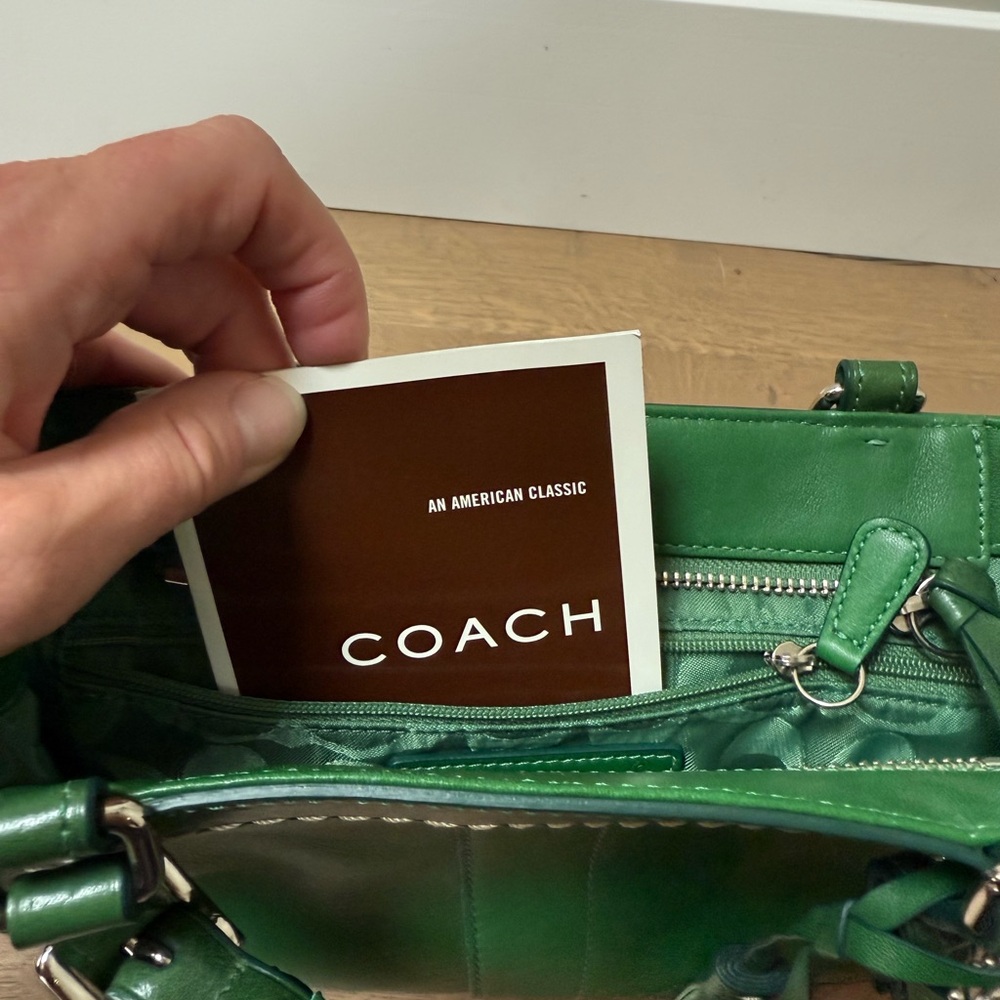 NWOT Vintage Coach Rare Green Hampton Carryall Satchel (E05S-7467) - Picture 6 of 16